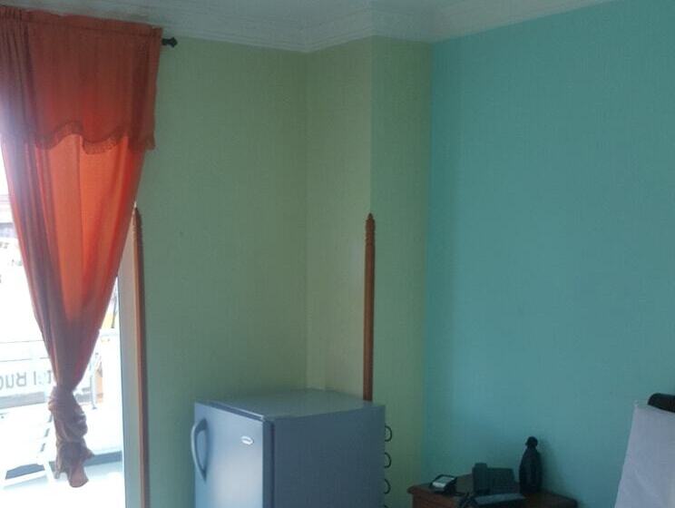 فندق Bucarica Plaza