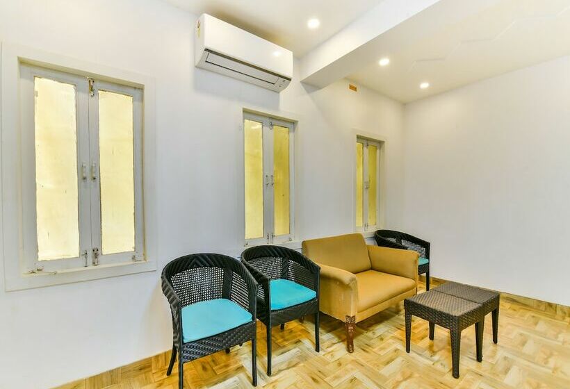 호텔 Calangute Beach Resort By Oyo Rooms