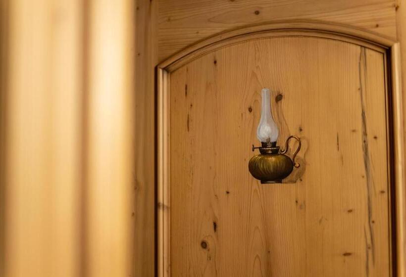 هتل Camana Veglia