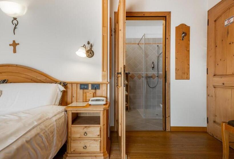 هتل Camana Veglia