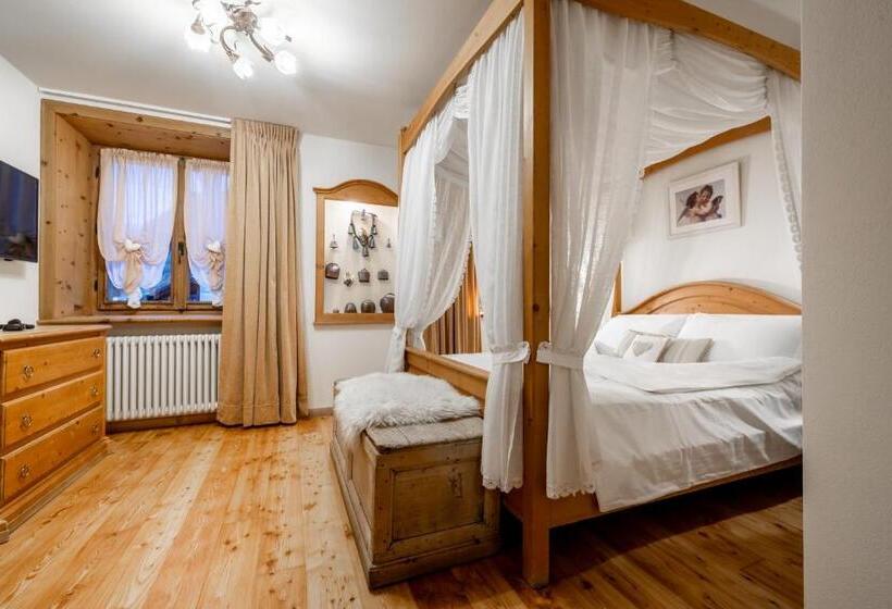 هتل Camana Veglia