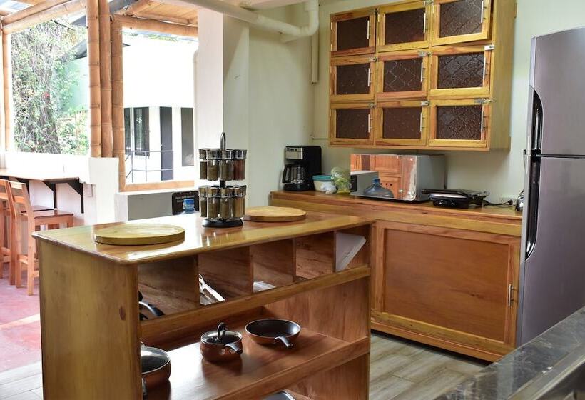 בית מלון כפרי Casa Janaab Palenque