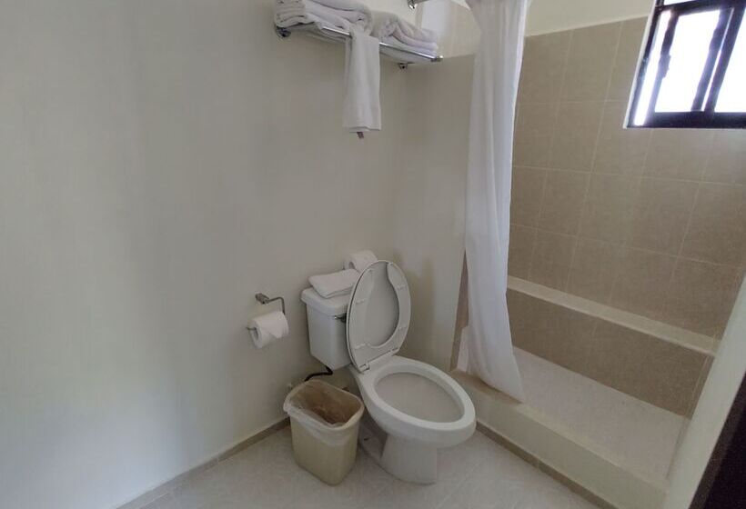 בית מלון כפרי Casa Janaab Palenque