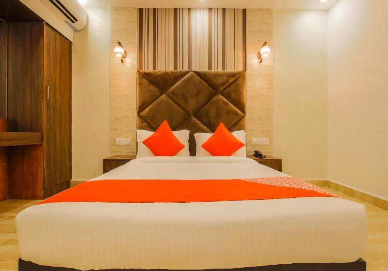 فندق Colleins Holiday Homes By Oyo Rooms