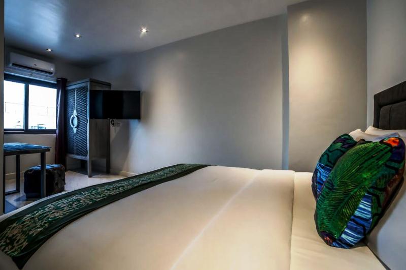 ホテル Den Pasar Boracay Luxury Apartments