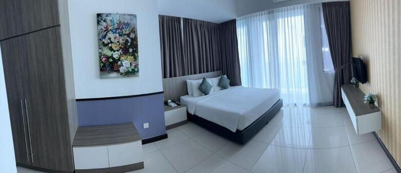 D Wharf Hotel & Serviced Residence