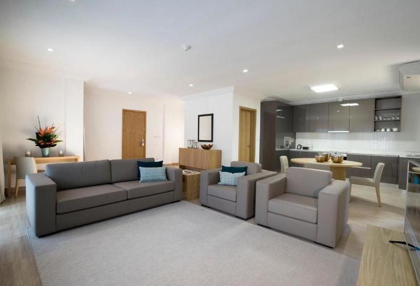 هتل Fiesta Residences Boutique  And Serviced Apartments