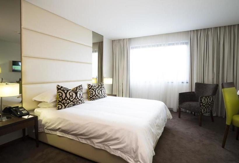 هتل Fiesta Residences Boutique  And Serviced Apartments