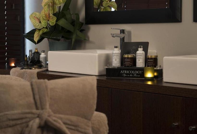 هتل Fiesta Residences Boutique  And Serviced Apartments