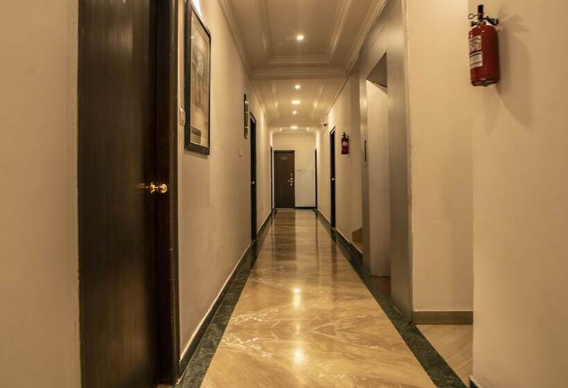 هتل Florence Continental Udaipur