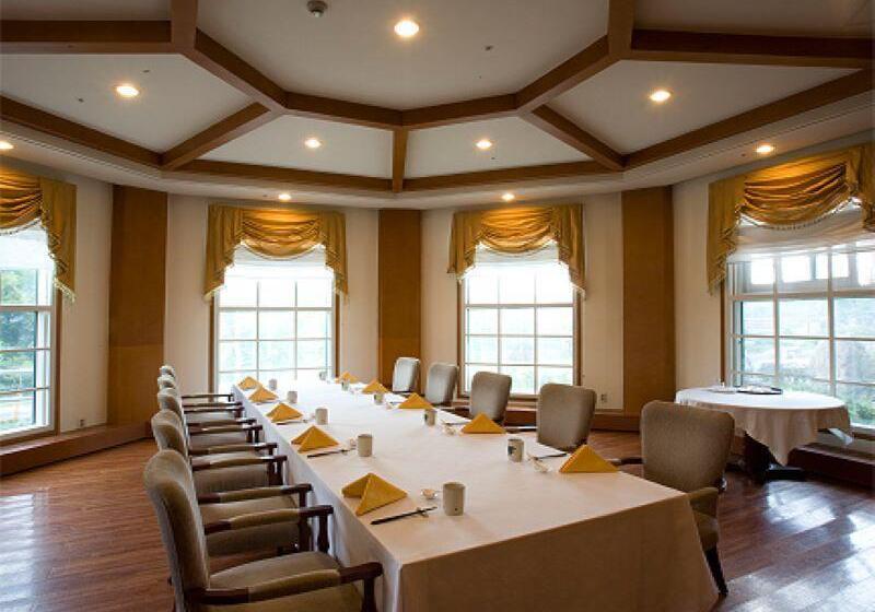 High1 Palace Hotel And Cc