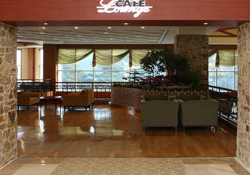 High1 Palace Hotel And Cc