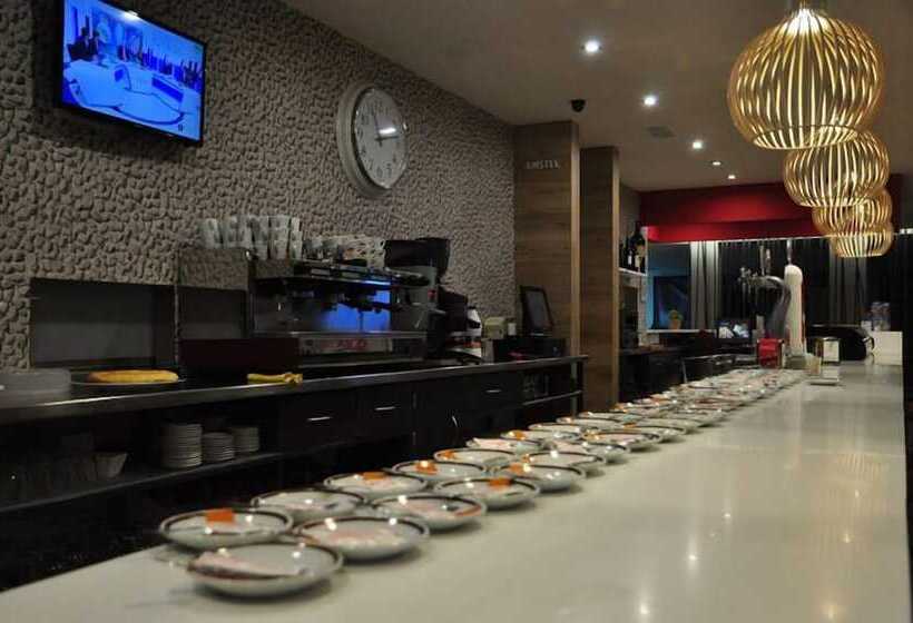 בית מלון כפרי Hostal Restaurante Paco