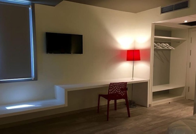 בית מלון כפרי Hostal Restaurante Paco