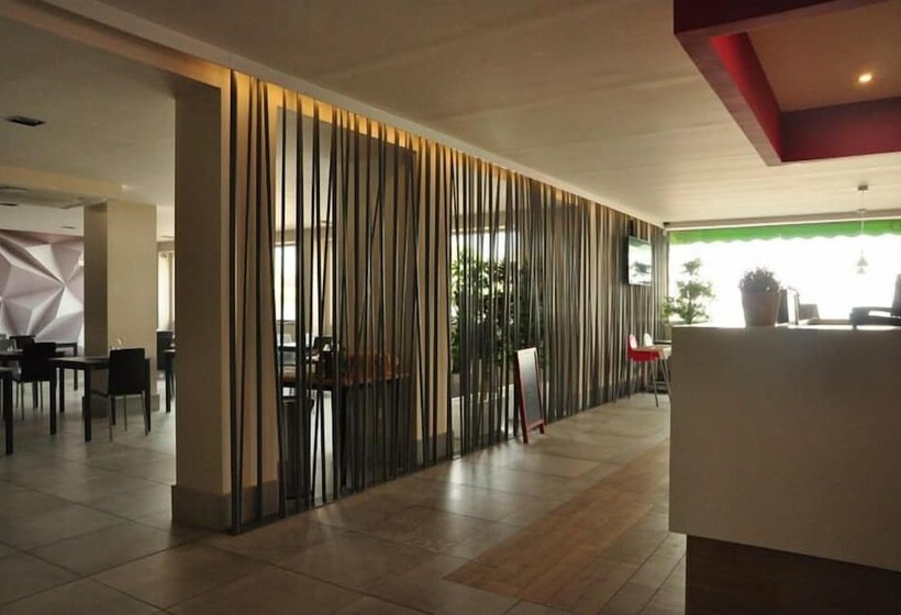 בית מלון כפרי Hostal Restaurante Paco