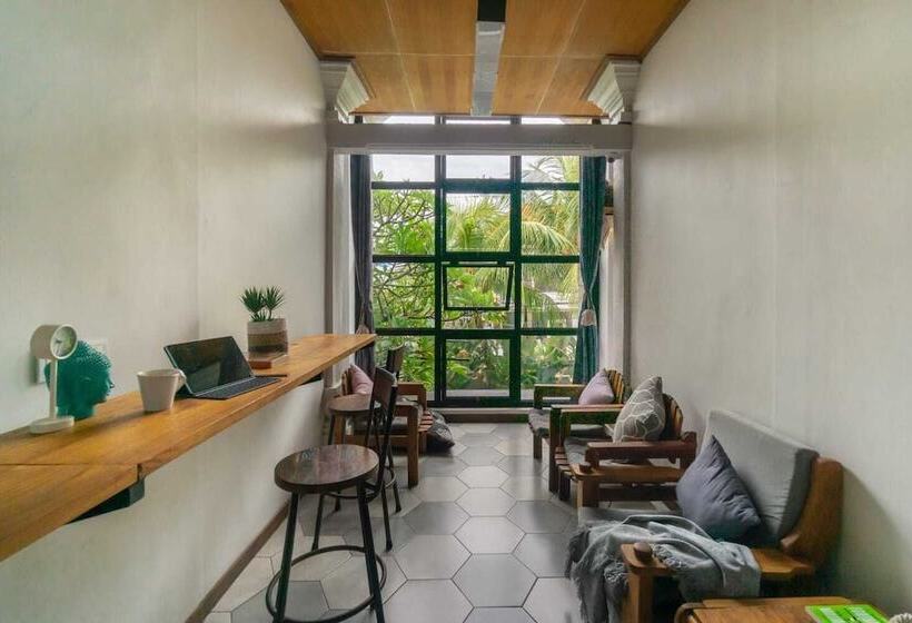 فندق Interconnection Hostel