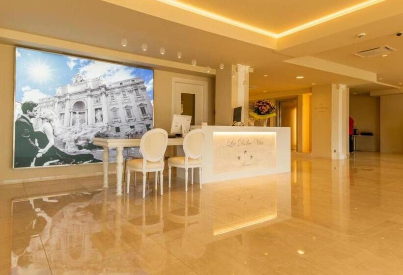 هتل La Dolce Vita
