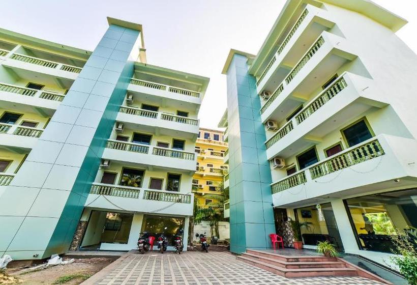 Отель Shalom Indus Residency