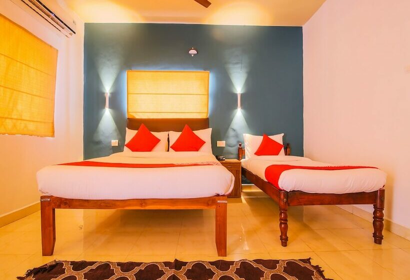 호텔 Oyo 24937 Celebriti@candolim