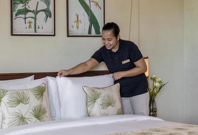 בית מלון כפרי Penh House