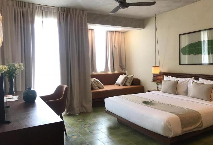 בית מלון כפרי Penh House