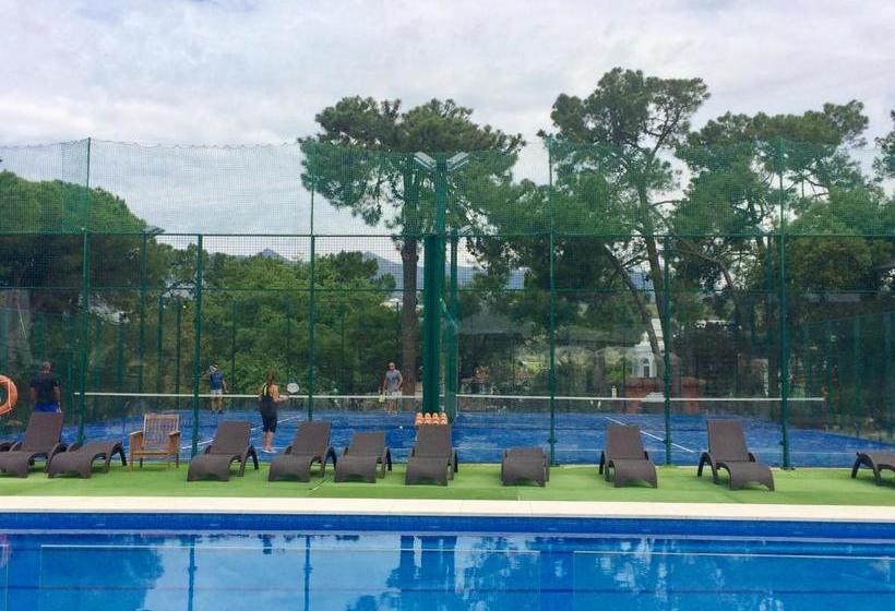 فندق Royal Tennis Club