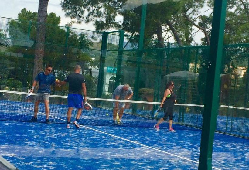 فندق Royal Tennis Club