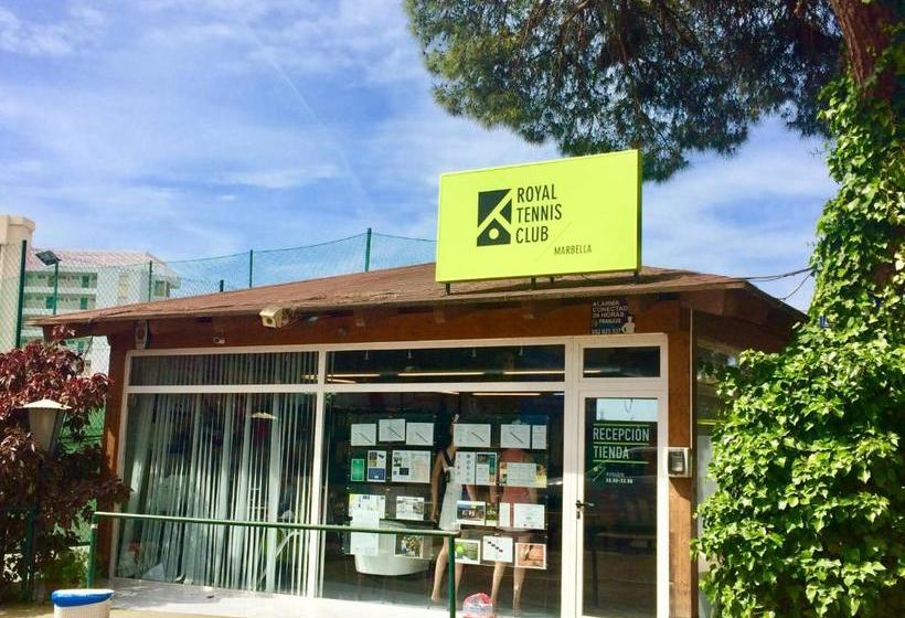 فندق Royal Tennis Club