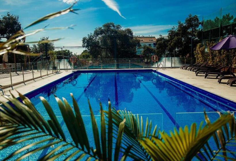 فندق Royal Tennis Club