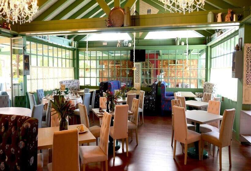 فندق Royal Tennis Club