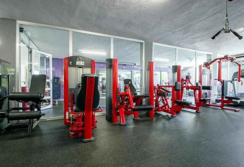 فندق Royal Tennis Club