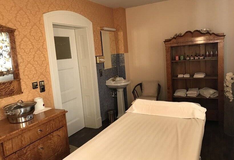 호텔 Bernsteinschloss Wendorf