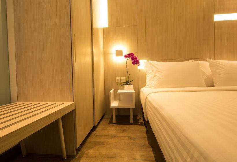 호텔 Swissbelinn Cikarang