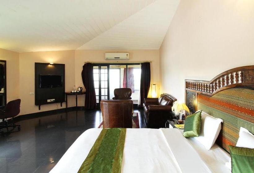 Отель Treebo Trend Royal Inn