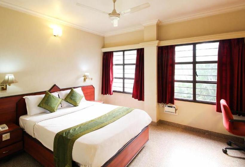 Отель Treebo Trend Royal Inn