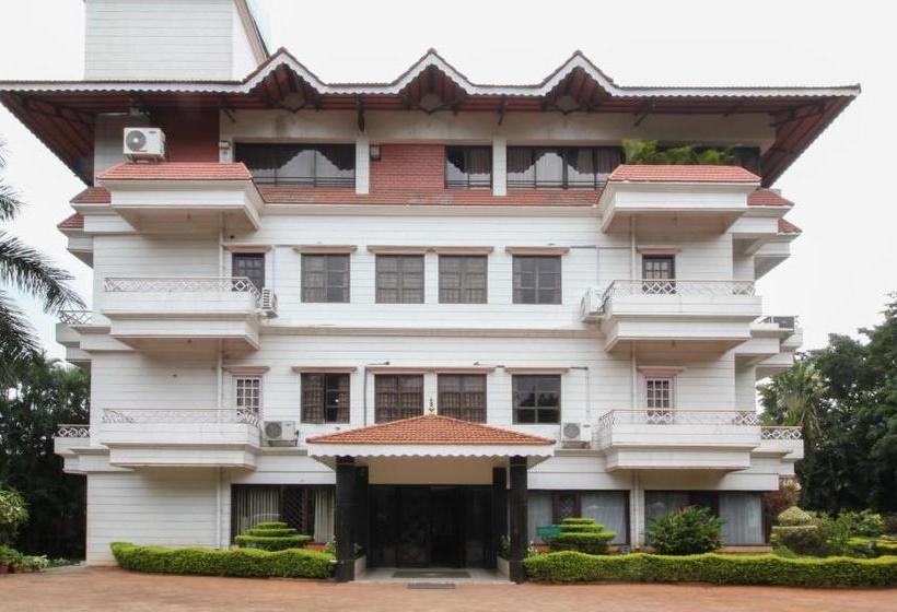 Отель Treebo Trend Royal Inn