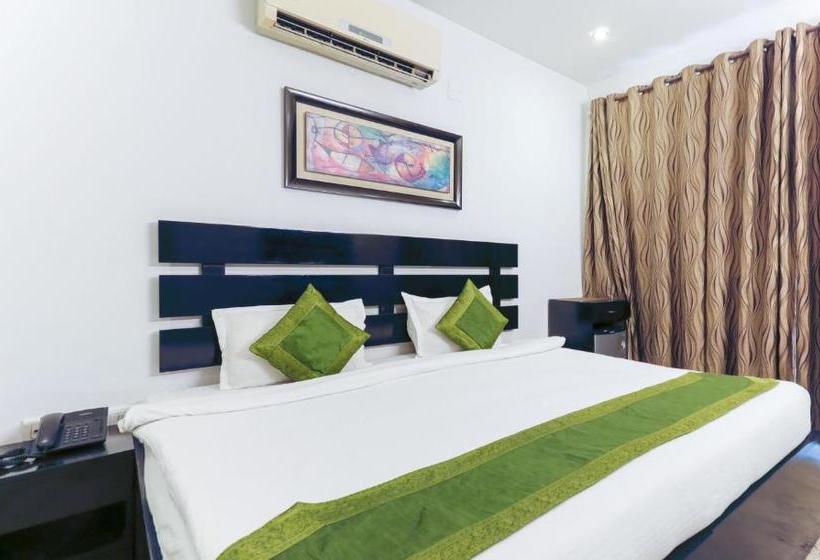 בית מלון כפרי Treebo Trip Singh Suites 2