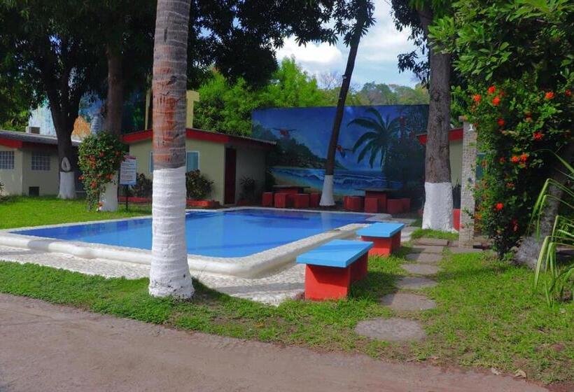 هتل Y Restaurante Rincón Familiar