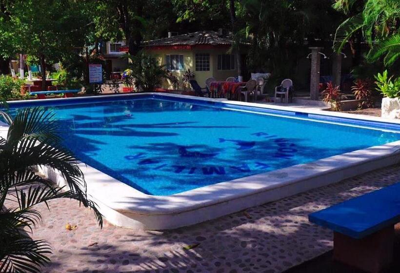 هتل Y Restaurante Rincón Familiar