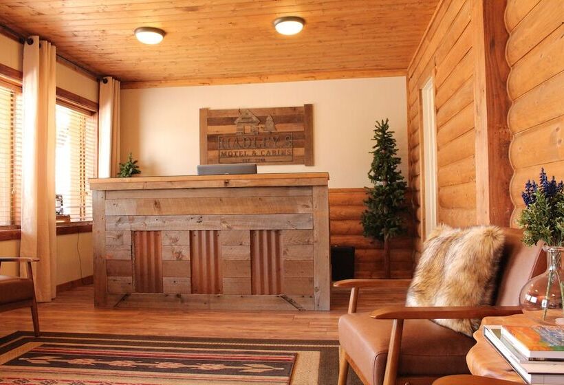 فندق على الطريق Elkhorn Cabins And Inn