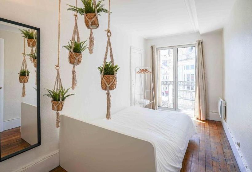 Nocnoc   La Comédie