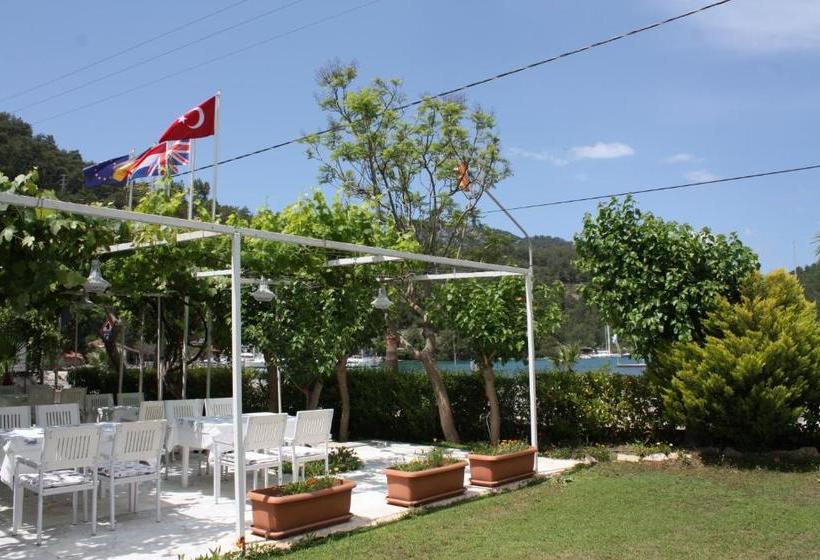 Palmiye Hotel & Marina