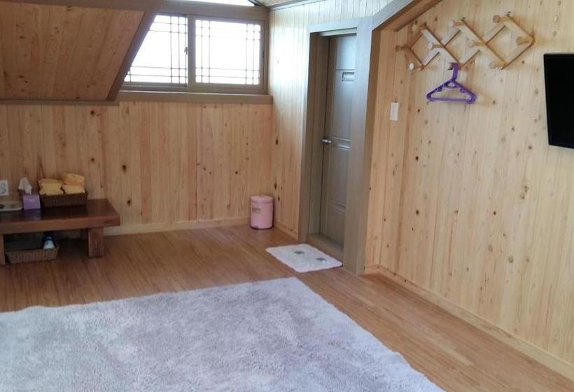 Пансион Bangdigareum B&b