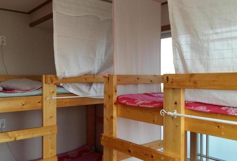 Пансион Bangdigareum B&b