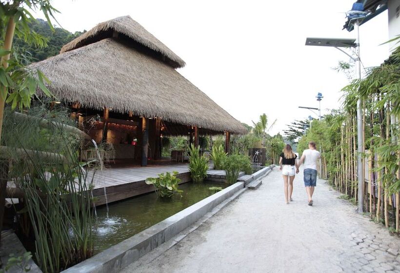 Phi Phi Coco Beach Resort   Sha Extra Plus