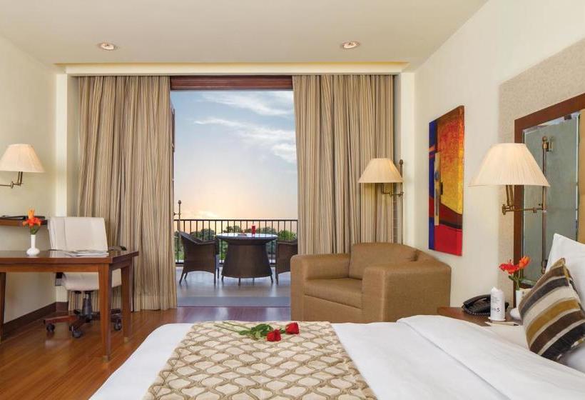 استراحتگاه Dlf City Club 5