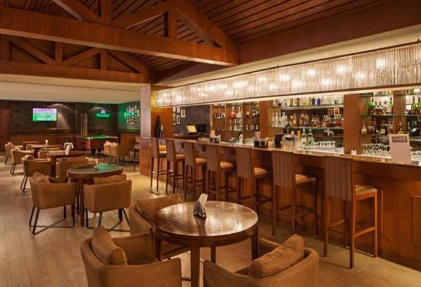 استراحتگاه Dlf City Club 5