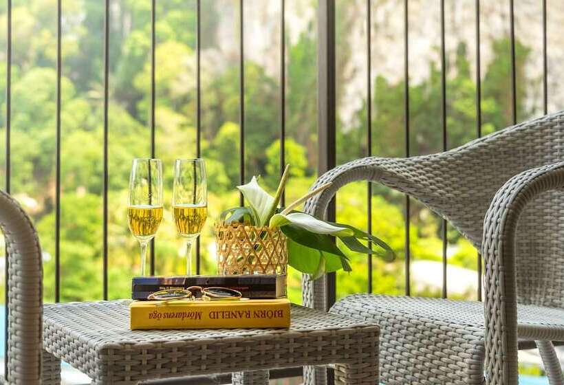 Sea Seeker Krabi Resort Sha Extra Plus