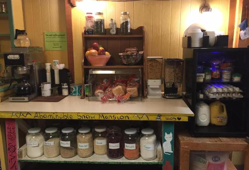 旅馆 Snowmansion Taos Adventure Lodge