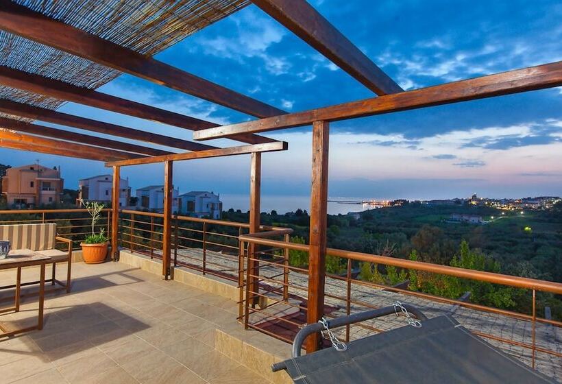 Villa Laskari With Sea View